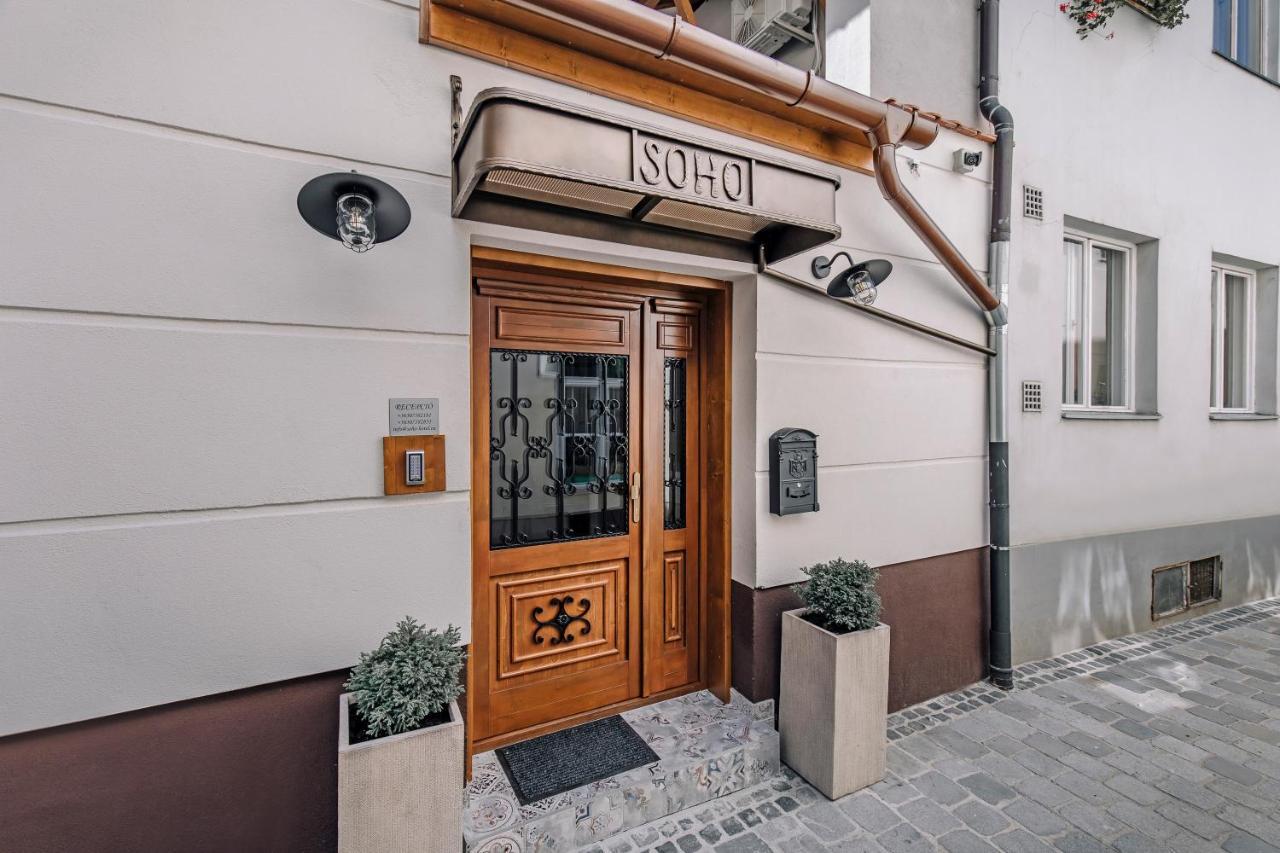 Soho Apartmanhaz Дьєр Екстер'єр фото