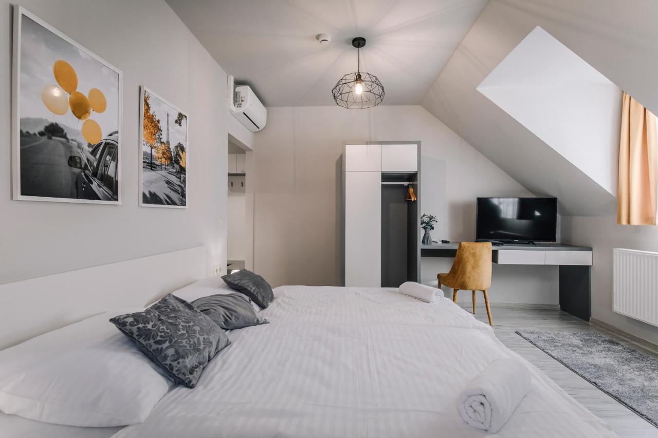 Soho Apartmanhaz Дьєр Екстер'єр фото