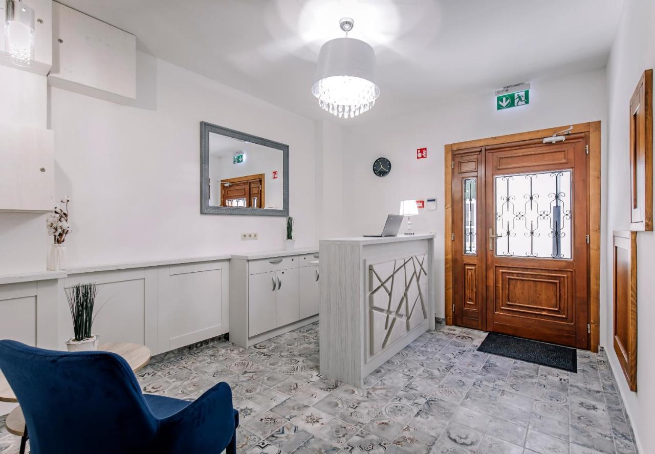 Soho Apartmanhaz Дьєр Екстер'єр фото