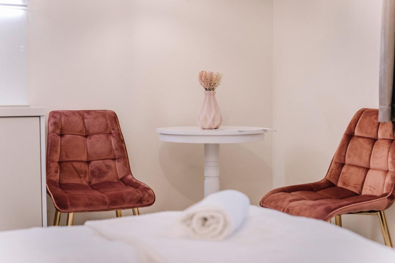 Soho Apartmanhaz Дьєр Екстер'єр фото