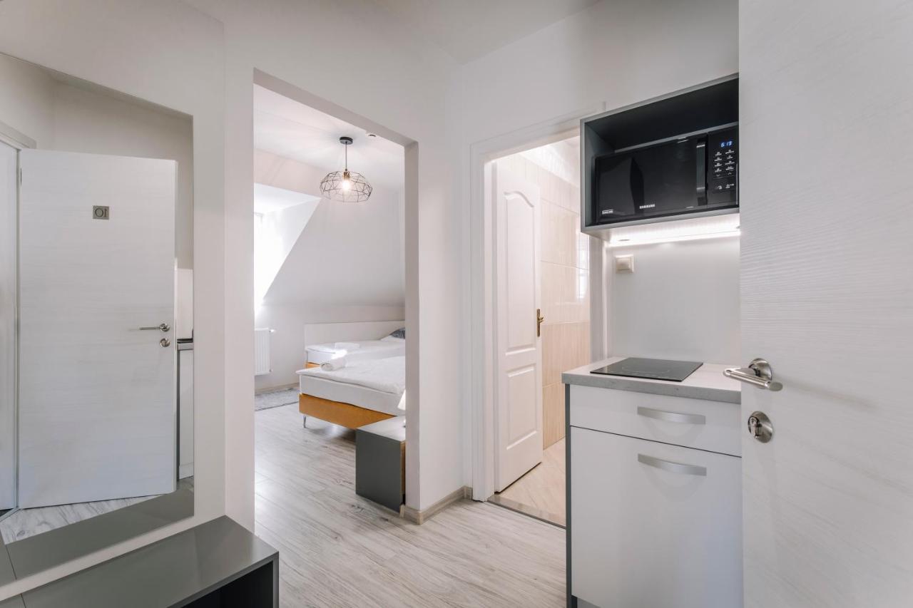 Soho Apartmanhaz Дьєр Екстер'єр фото