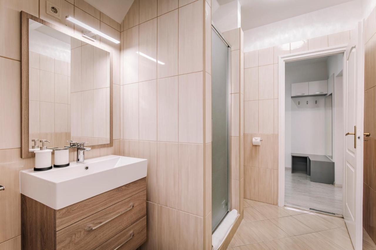 Soho Apartmanhaz Дьєр Екстер'єр фото