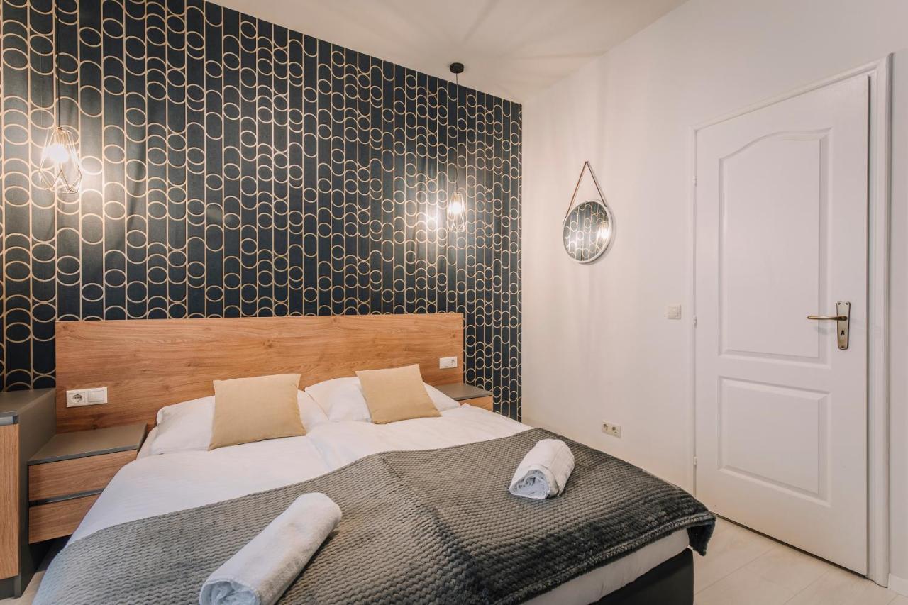 Soho Apartmanhaz Дьєр Екстер'єр фото